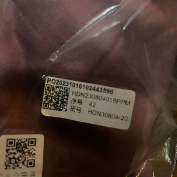 NWT BISHUIGE Women's  Mauve Long Sleeve 1/4 Zip Pullover Casual size Medium - Picture 3 of 10